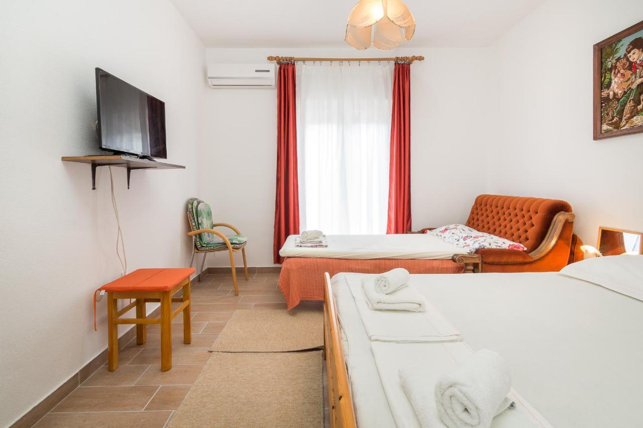 Cheap Apartment Tanja Трогир Екстериор снимка