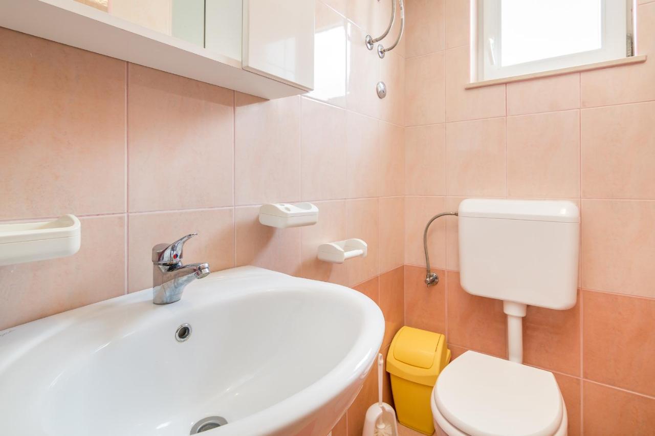 Cheap Apartment Tanja Трогир Екстериор снимка
