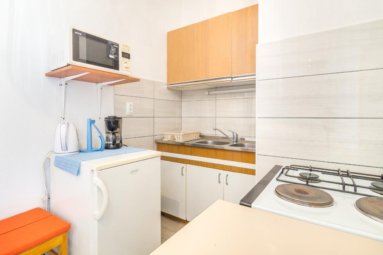 Cheap Apartment Tanja Трогир Екстериор снимка