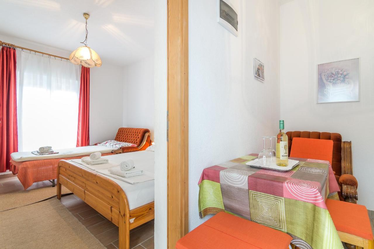 Cheap Apartment Tanja Трогир Екстериор снимка