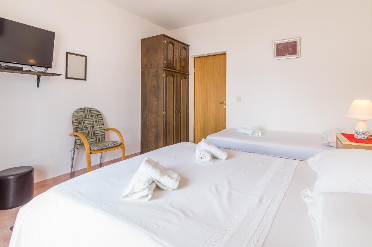Cheap Apartment Tanja Трогир Екстериор снимка