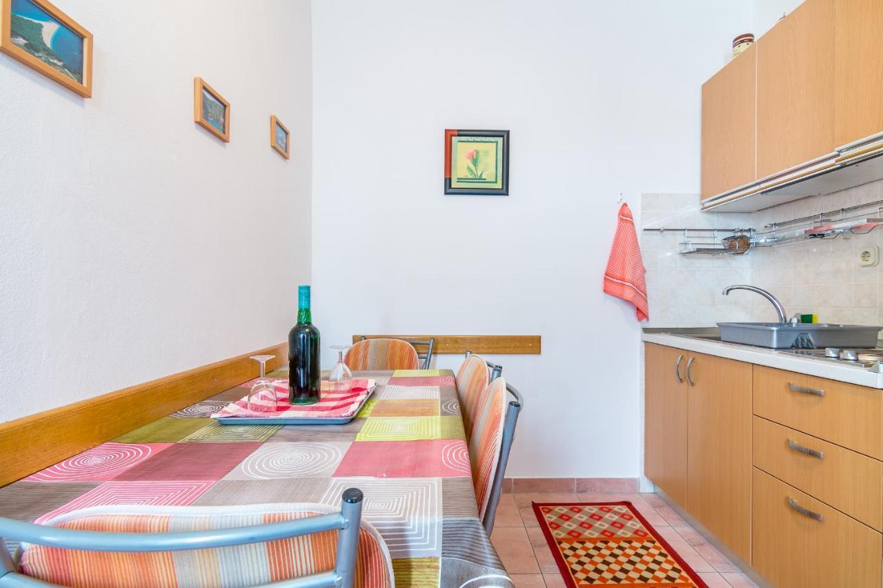 Cheap Apartment Tanja Трогир Екстериор снимка